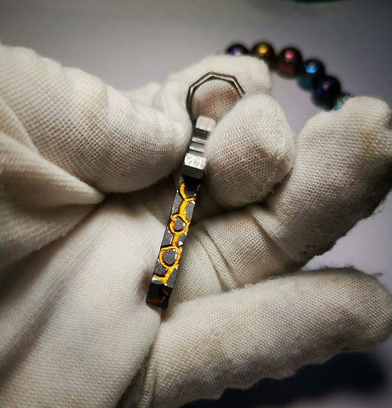 Titanium alloy Greatsword keychain