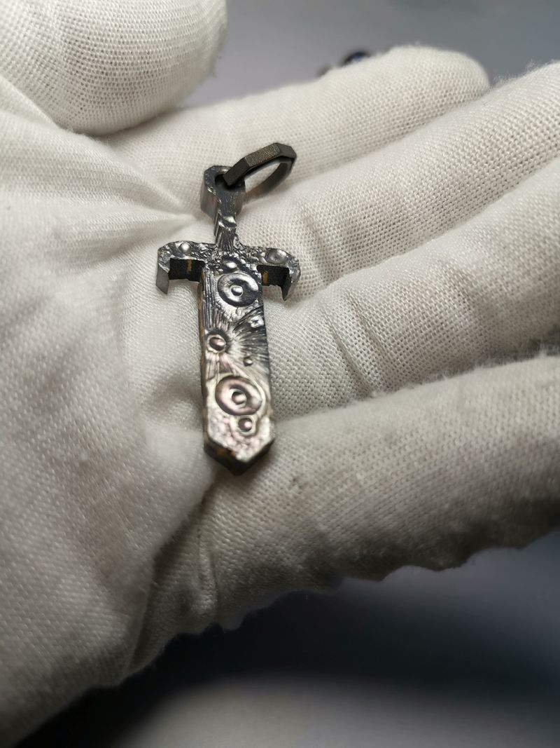 Titanium alloy Greatsword keychain