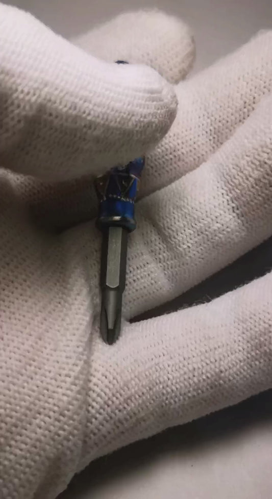 Mini titanium alloy screwdriver